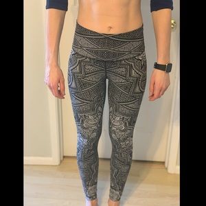 Lululemon Wunder Under High-Rise Luxtreme Leggings